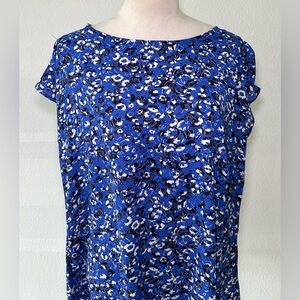Philosophy Blue Flower Flutter Sleeve Short Sleeve Blouse
